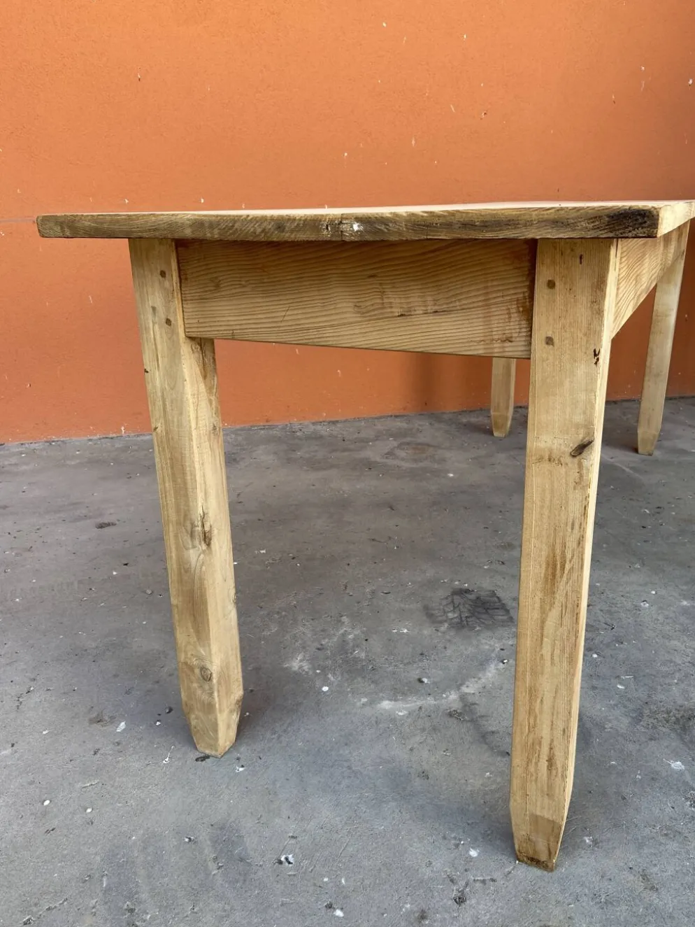 Grande table de café bistrot alsacienne sapin naturel brut french bistro table 1930