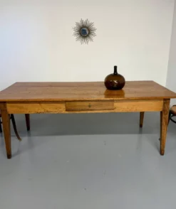 Grande table de ferme en bois avec tiroir en sapin fin 19 eme