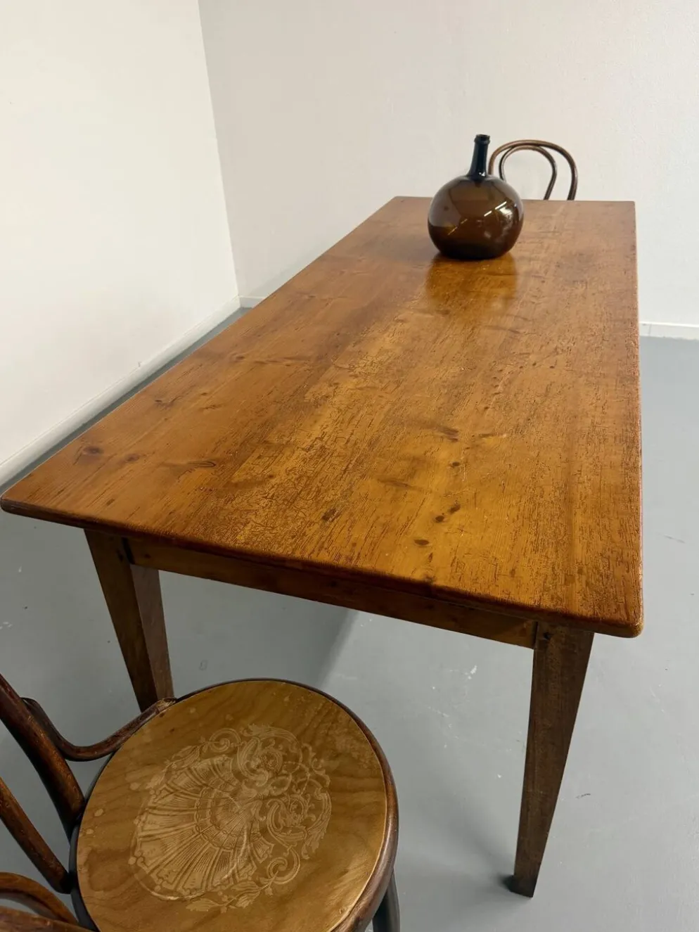 Grande table de ferme en bois avec tiroir en sapin fin 19 eme