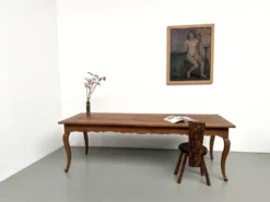 Grande table de ferme en merisier massif des années 1900