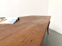 Grande table de ferme en merisier massif des années 1900