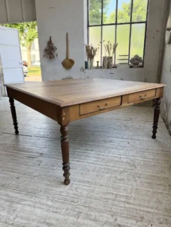 Grande table de ferme XL chêne « carrée » conférence 1950