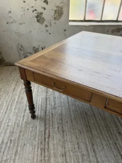 Grande table de ferme XL chêne « carrée » conférence 1950