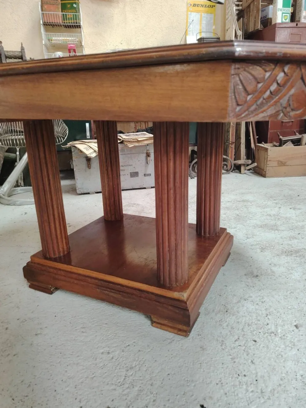 Grande table de repas Art Déco en bois massif - 1930