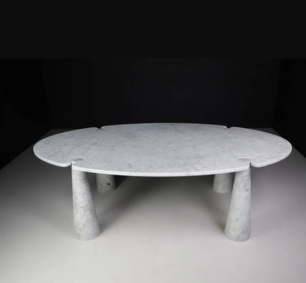 Grande table en marbre blanc de Carrare Eros par Angelo Mangiarotti pour Skipper, années 1990.
