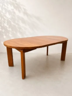 Grande table extensible Maison Regain en orme massif