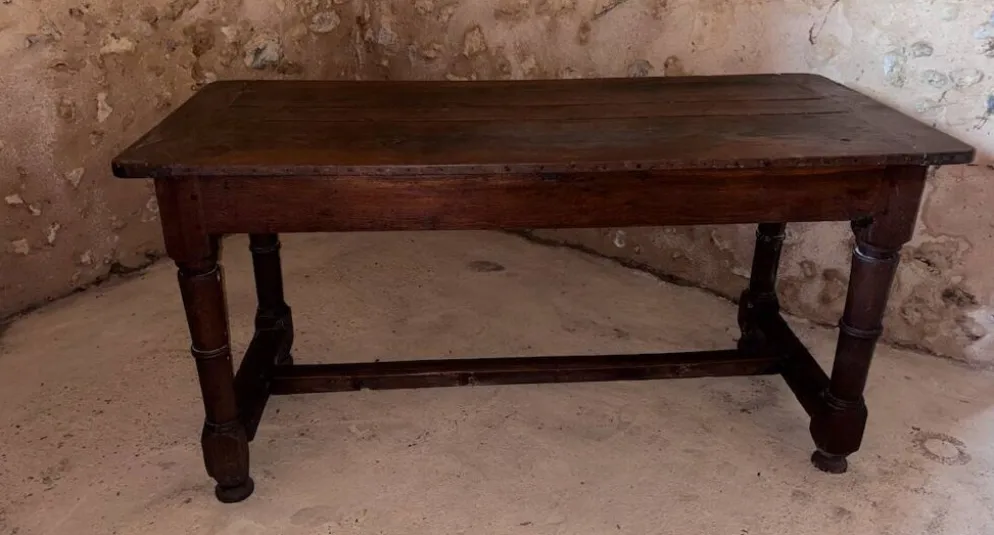 Grande table Louis XIII d'époque en chêne massif