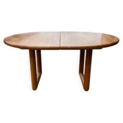 Grande table ovale extensible en orme massif – Travail français, années 197