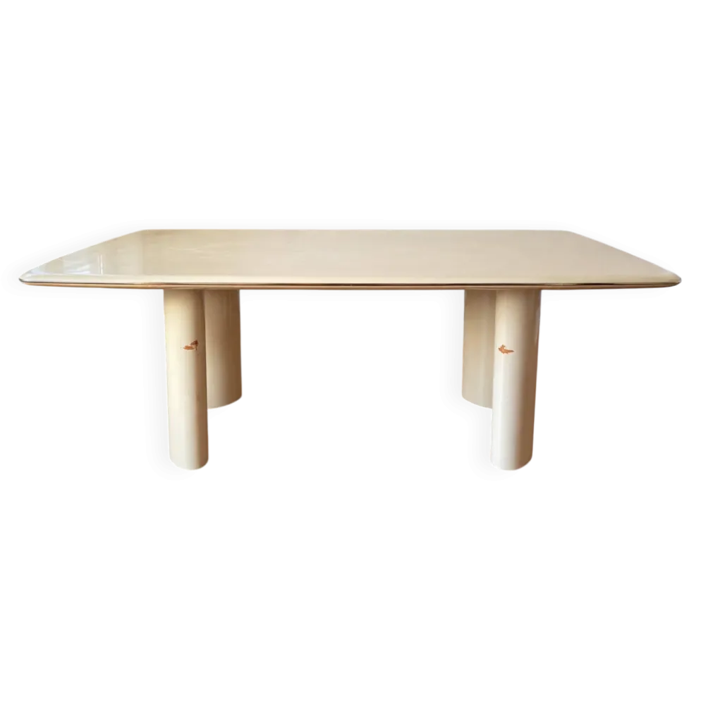 Grande table vintage laquée crème – pieds cylindriques – années 70/80