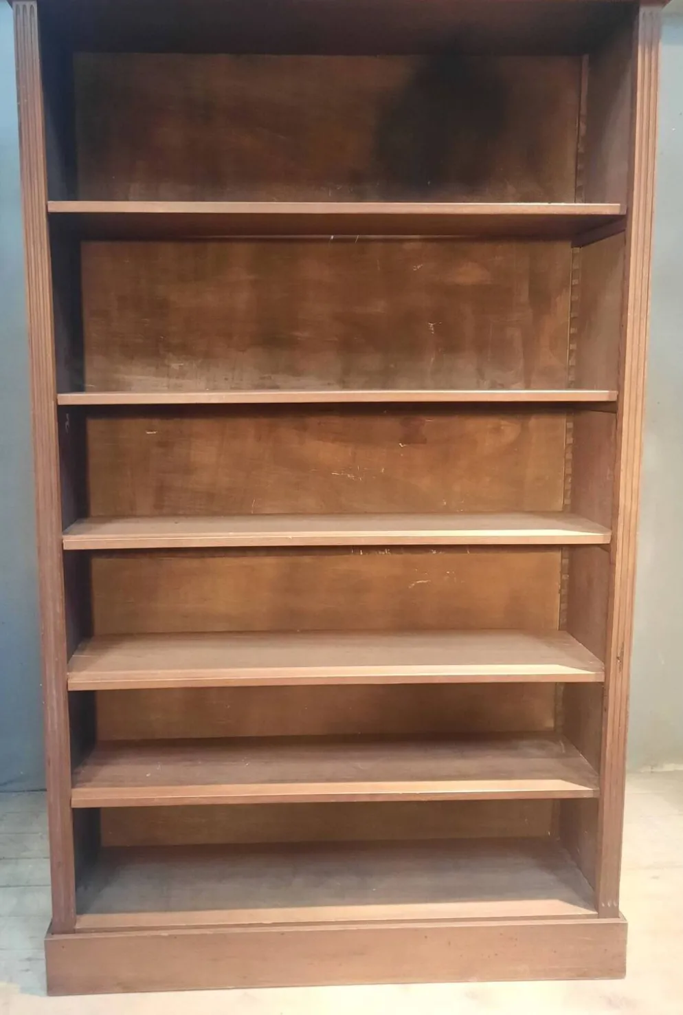 Grande étagère style Louis XVI