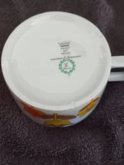 Grande tasse Berry haute porcelaine création Lourioux France