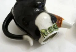 Grande théière zoomorphe Chat, en faïence anglaise vintage