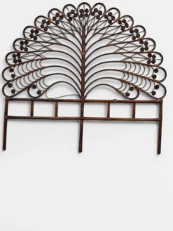 Grande tête de lit « Peacock » en rotin – Modèle Paon – France, années 1970