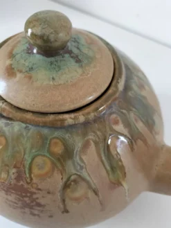 Grandet théière en grès flammé Pierrefonds – Faïencerie Héraldique