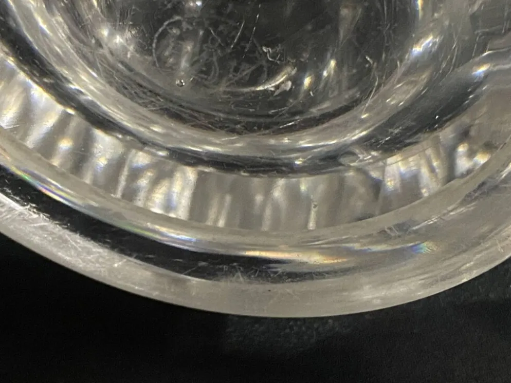 Grand flacon à parfum en cristal signé Baccarat, modèle Malmaison