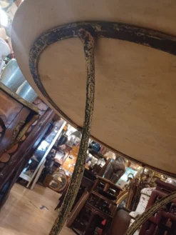Grand guéridon de bistrot, diamètre 70 cm, époque 1900.