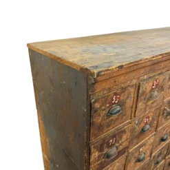 Grand meuble ancien à tiroirs – Cabinet industriel à 48 tiroirs