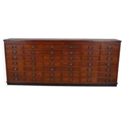 Grand meuble d'apothicaire/classeur ou buffet en chêne hollandais, années 1930