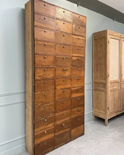 Grand meuble de notaire à clapets (rénové)