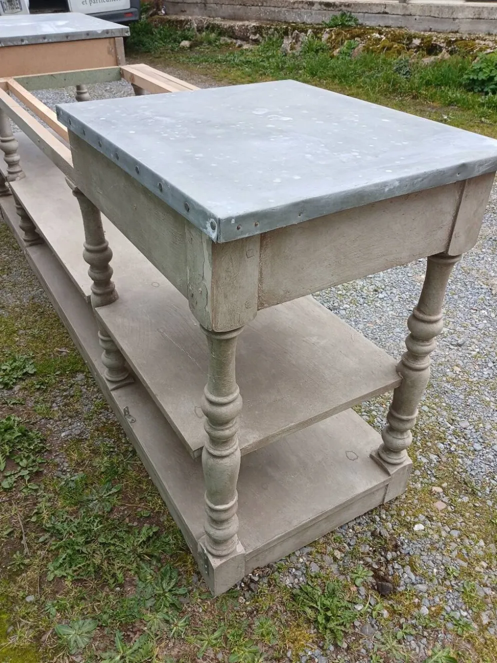Grand meuble style drapier en bois et zinc