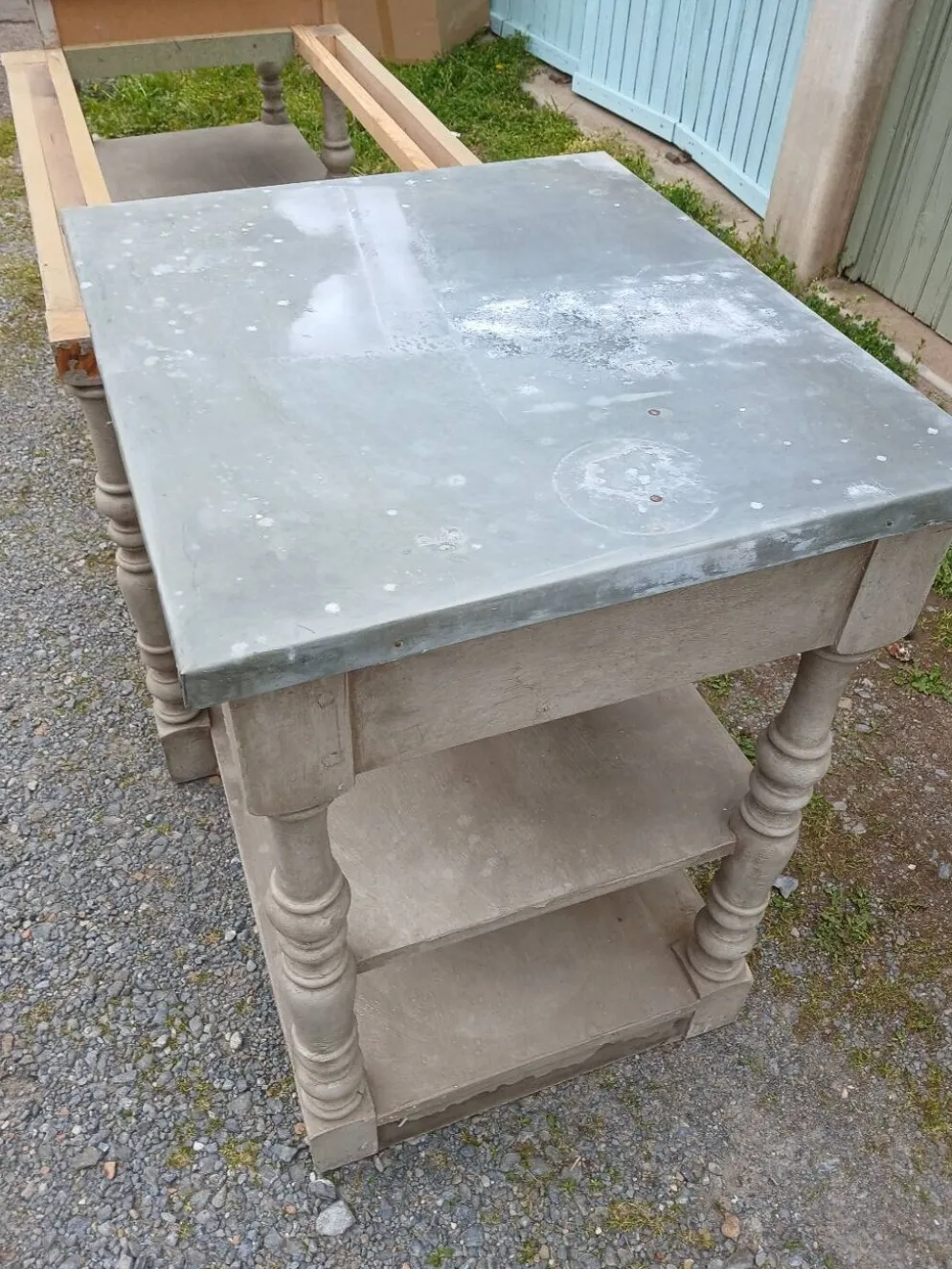 Grand meuble style drapier en bois et zinc