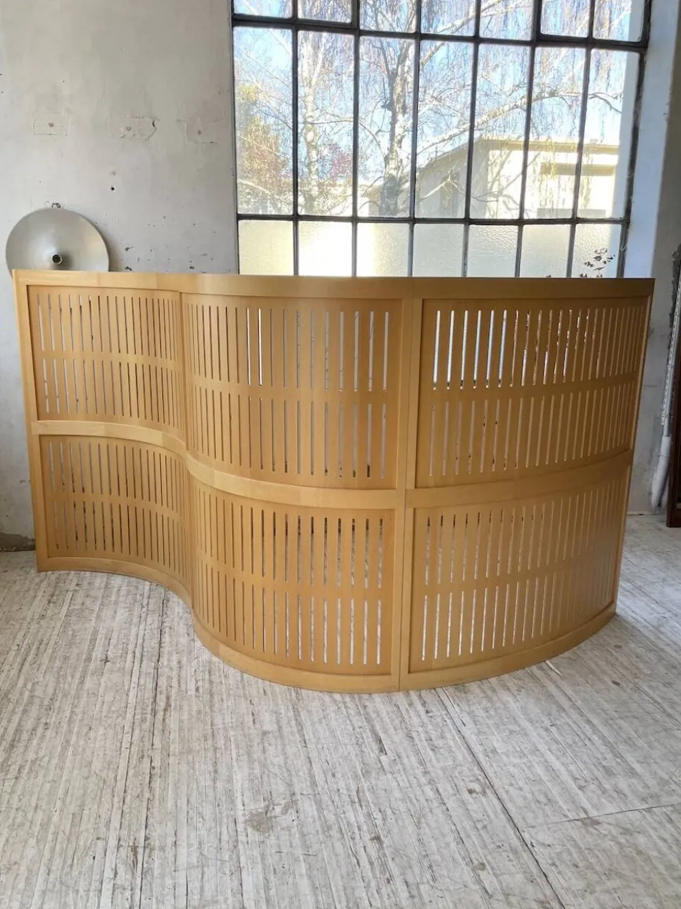 Grand paravent en hêtre courbé années 80