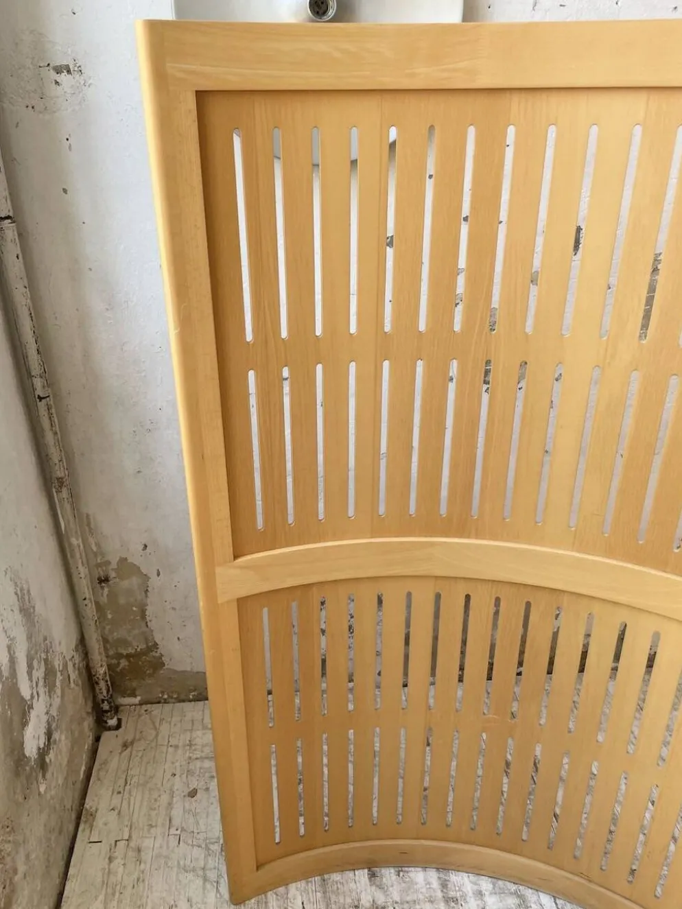 Grand paravent en hêtre courbé années 80