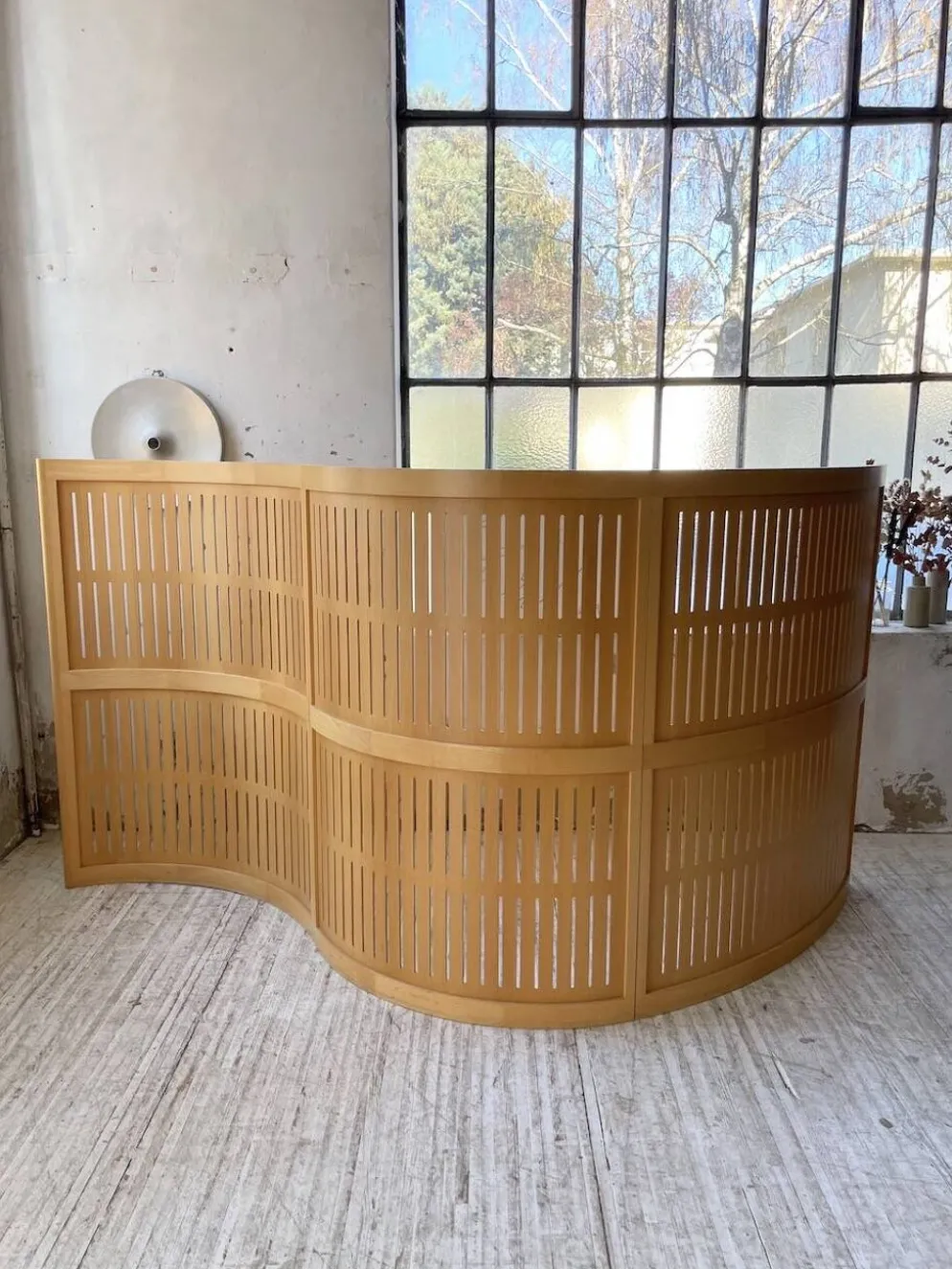 Grand paravent en hêtre courbé années 80