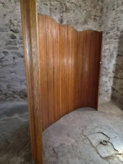 Grand paravent pliant français en pin, séparateur de pièce, années 1950, attribué à Baumann