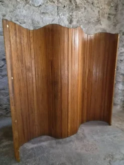 Grand paravent pliant français en pin, séparateur de pièce, années 1950, attribué à Baumann