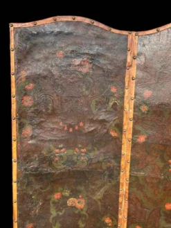 Grand Paravent à Quatre Feuilles En Cuir De Cordoue D’époque Fin XVIIIème H 188 Cm