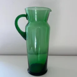 Grand pichet anse torsadée