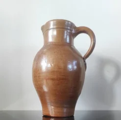 Grand pichet artisanale vintage