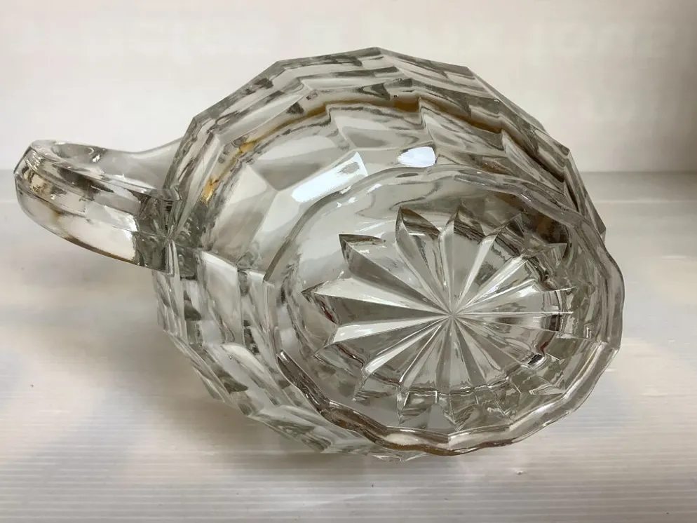 Grand pichet broc en verre rond