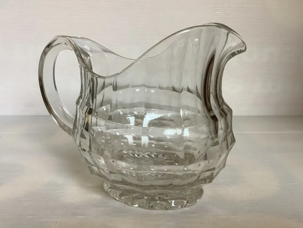 Grand pichet broc en verre rond