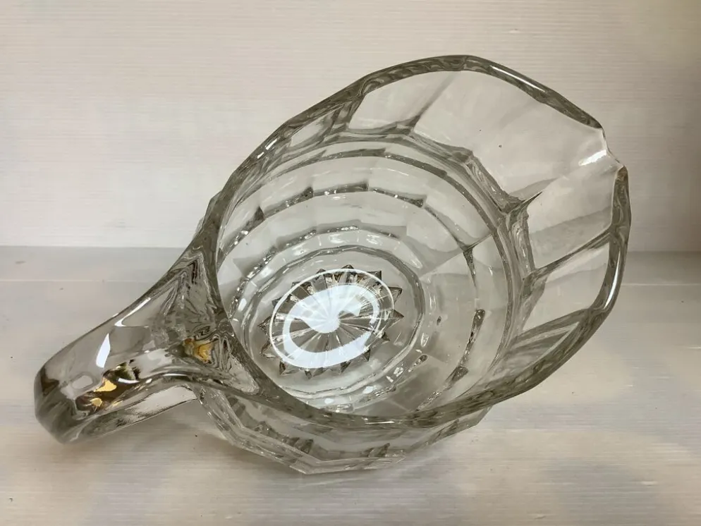 Grand pichet broc en verre rond