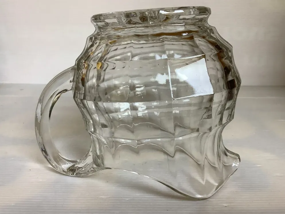 Grand pichet broc en verre rond