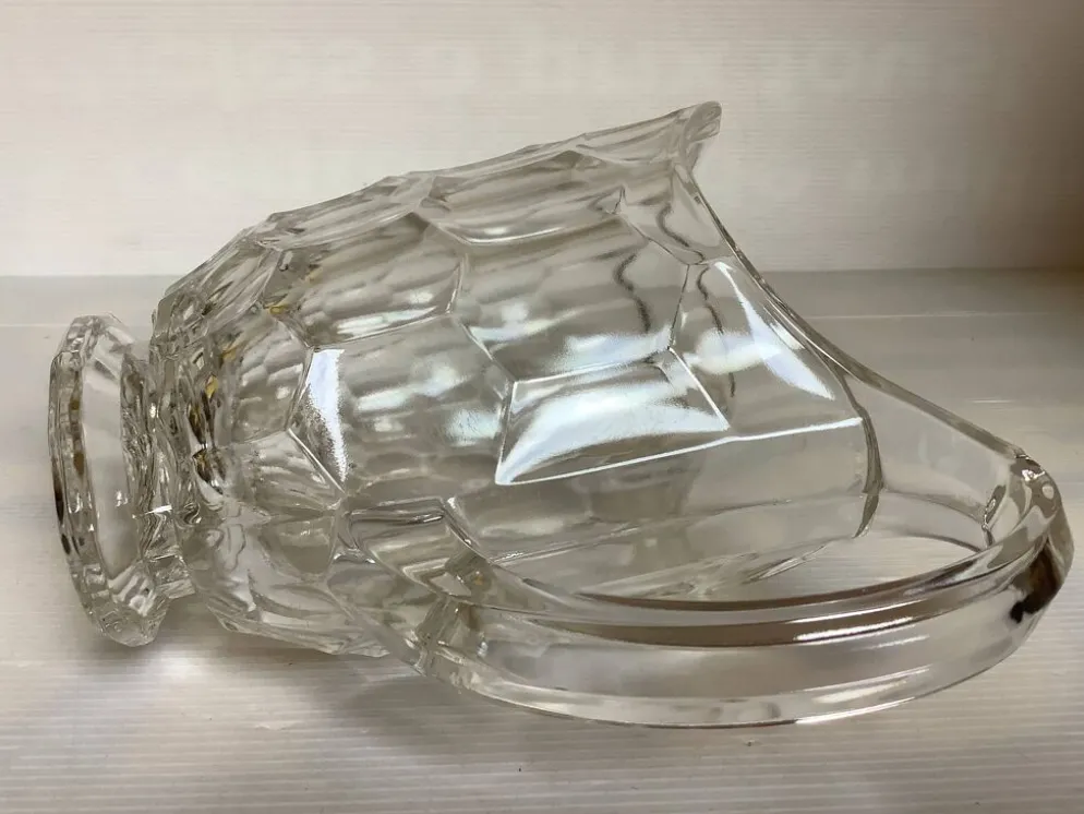 Grand pichet broc ovale en verre