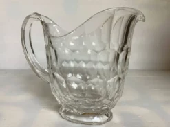 Grand pichet broc ovale en verre