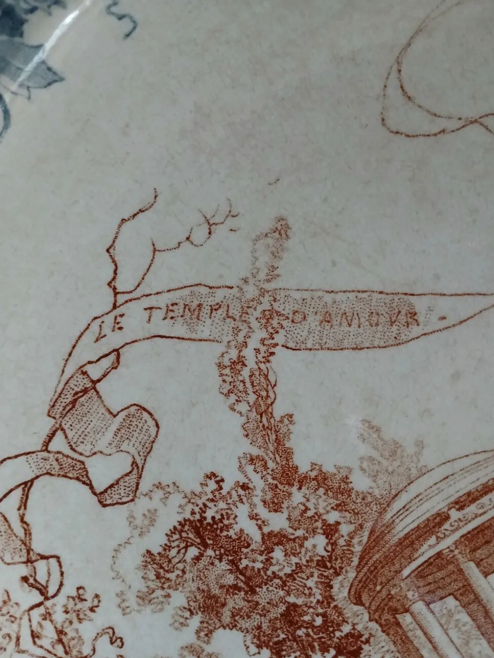 Grand plat ancien "Louis XIII " Choisy le Roi