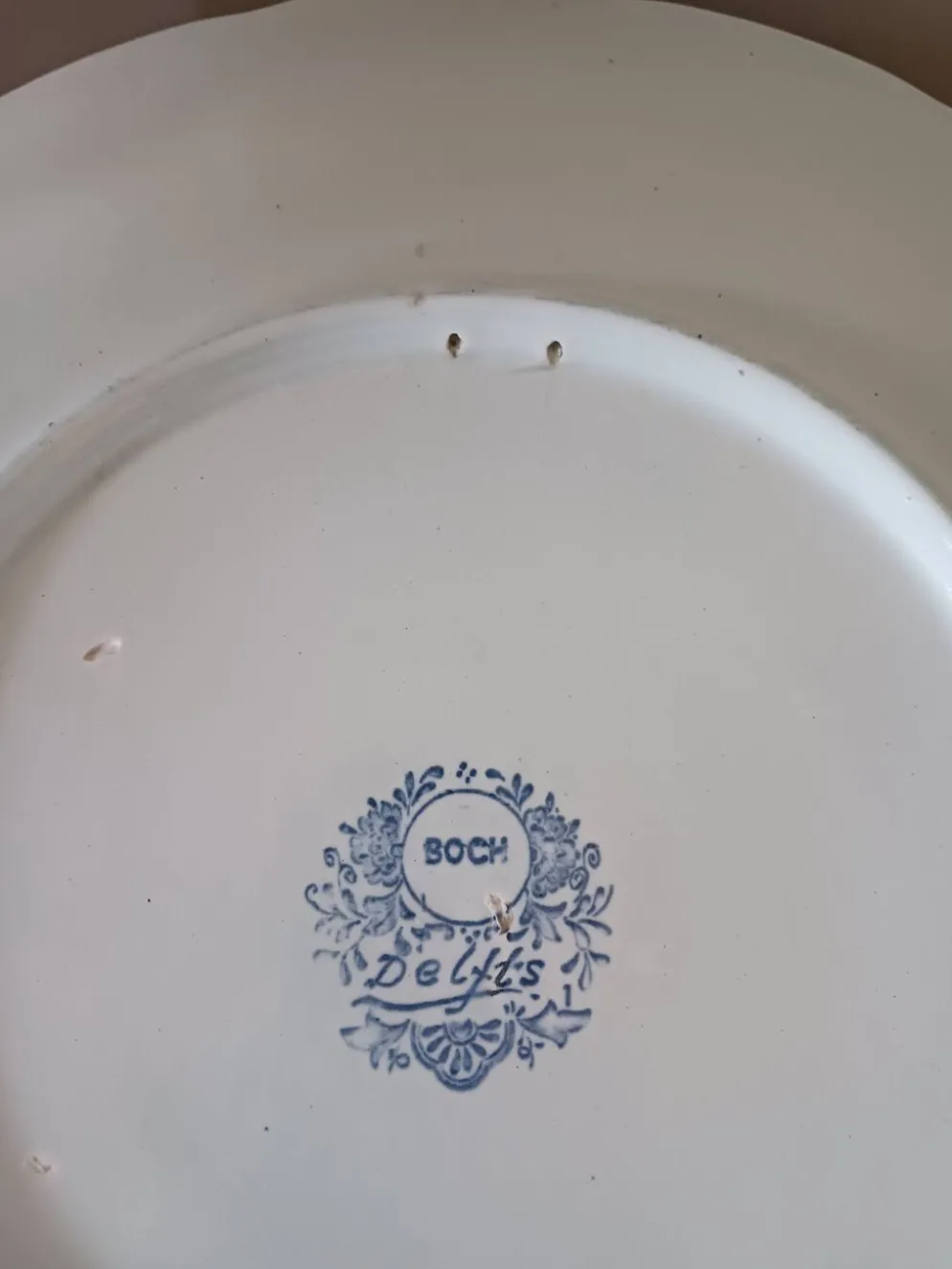 Grand plat bleu de Delft de chez Boch .