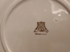 Grand plat creux en faïence de Gien – Modèle