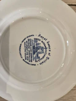 Grand Plat Creux Neuf Enoch Wedgwood Royal Homes Balmoral 31cm