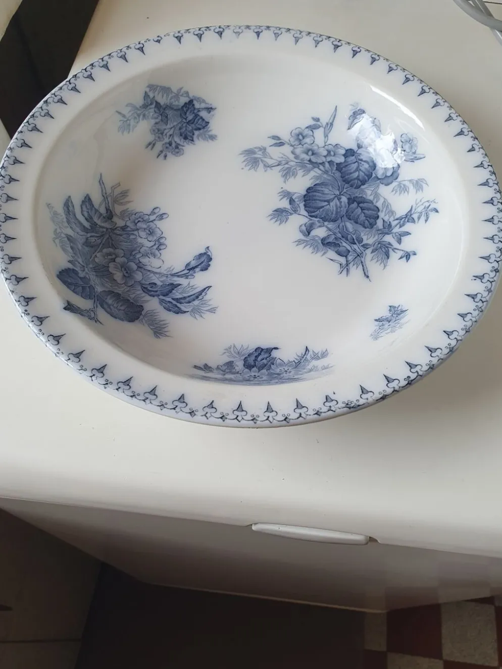 Grand plat creux Sarreguemines Flore décor bleu – 30 cm