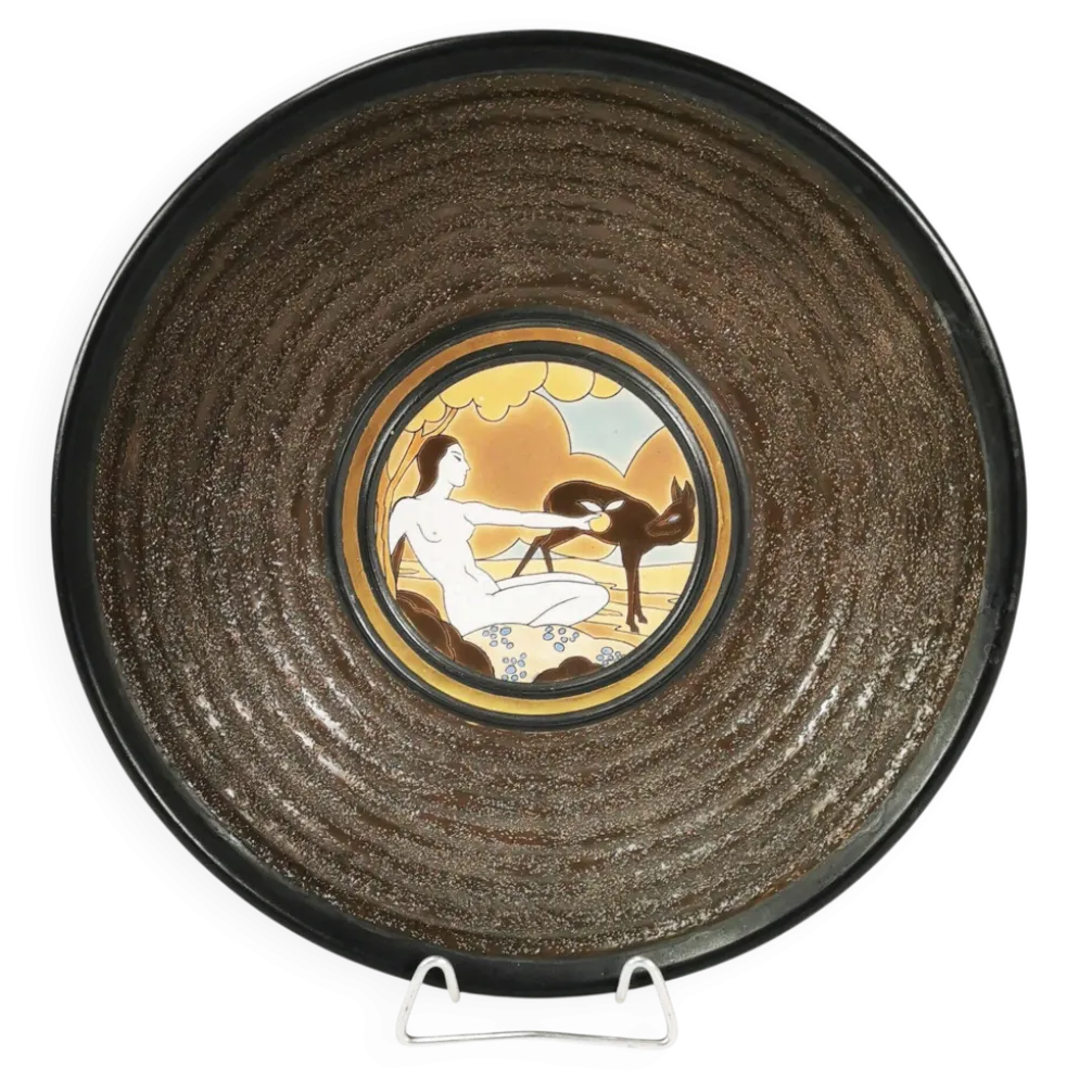 Grand plat en céramique Art Déco, conçu par Raymond Chevallier pour Boch Frère.