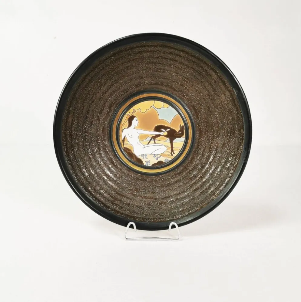Grand plat en céramique Art Déco, conçu par Raymond Chevallier pour Boch Frère.