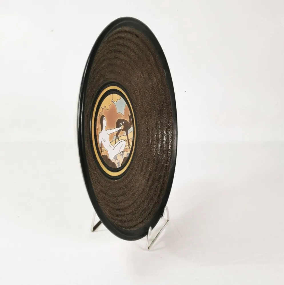 Grand plat en céramique Art Déco, conçu par Raymond Chevallier pour Boch Frère.