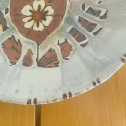 Grand plat en céramique émaillée par J.G. Picard, années 60-70