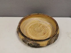 Grand plat en céramique par Jette Hellerøe, Danemark, années 1970.