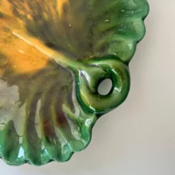 Grand plat feuille d’alocasia